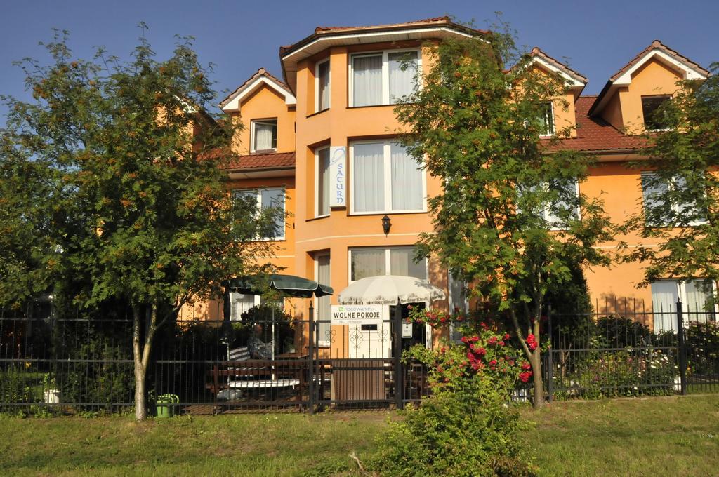 Residenz Saturn Apartment Leba Bagian luar foto